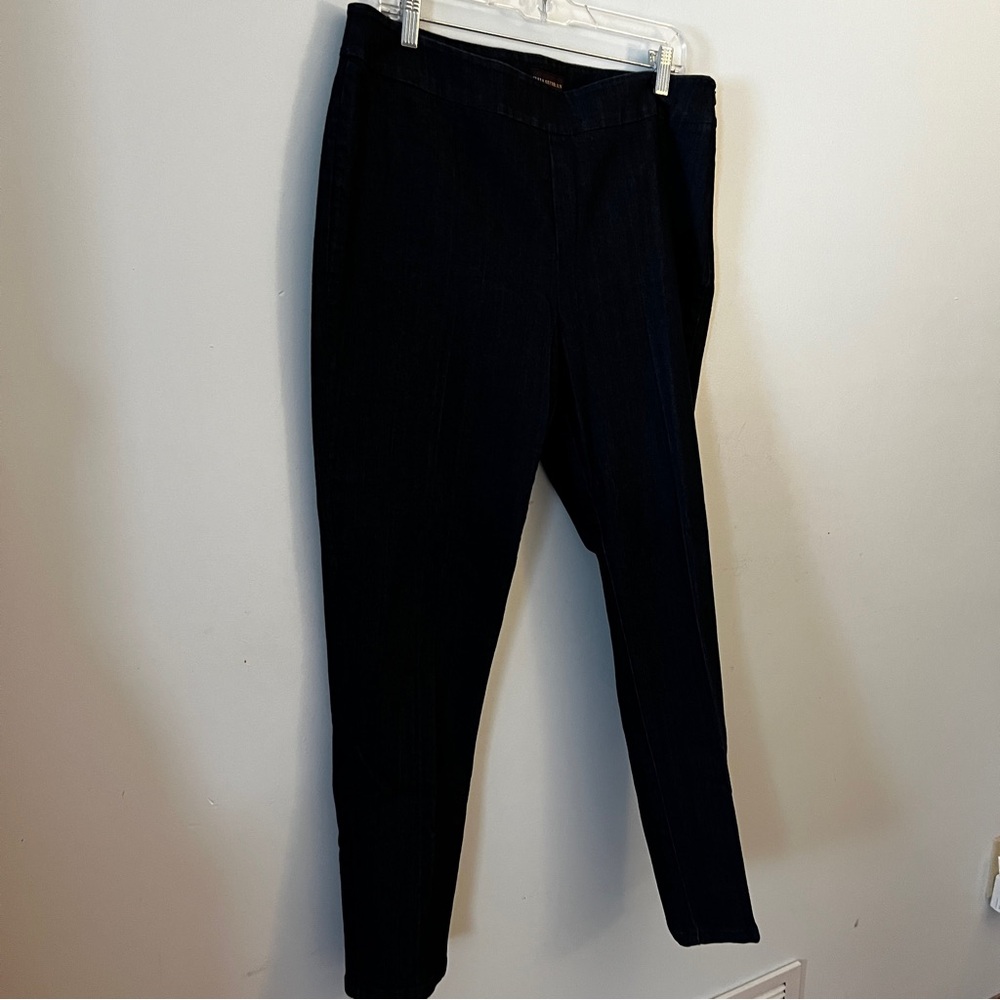 Dana Buchman Dark Blue Straight Leg Trouser Denim Pants - Picture 3 of 9